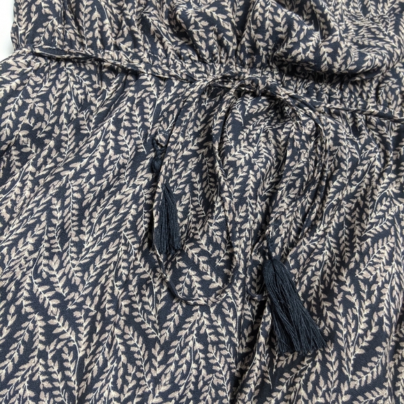 Aritzia Talula Dress Medium - Picture 4 of 6